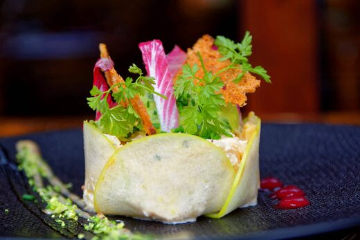 « L’Aile ou la Cuisse » : L’Authenticité et la Gourmandise à Votre Table
